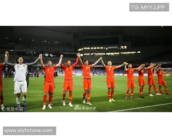 北京足球队比赛经验引发热议球迷对战术选择和球员表现展开激烈讨论